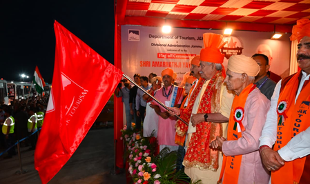 Amarnath Yatra 2026: J&K L-G flags off first batch of pilgrims from Jammu Amarnath Yatra 2026: J&K L-G flags off first batch of pilgrims from Jammu