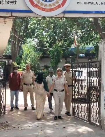 Fake marriage racket busted in Delhi; three arrested for cheating groom of Rs 6 lakh Fake marriage racket busted in Delhi; three arrested for cheating groom of Rs 6 lakh
