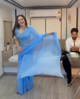 Ankita Lokhande channels her inner Aishwarya Rai from Mohabbatein on the sets of ‘Laughter Chef 3’ Ankita Lokhande channels her inner Aishwarya Rai from Mohabbatein on the sets of ‘Laughter Chef 3’