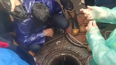 Maha govt evading accountability, say opposition leaders on Mumbai manhole tragedy Maha govt evading accountability, say opposition leaders on Mumbai manhole tragedy