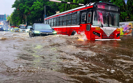 Orange alert issued for Mumbai, Thane; Mandvi records 150 mm rainfall