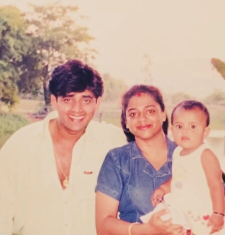Ravi Kishan shares rare throwback pic from his younger days as a father with little Rivva Ravi Kishan shares rare throwback pic from his younger days as a father with little Rivva