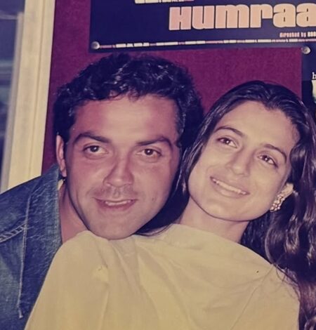 Ameesha Patel reveals stark difference between Sunny Deol & Bobby Deol, calls them ‘two extremes’ Ameesha Patel reveals stark difference between Sunny Deol & Bobby Deol, calls them ‘two extremes’