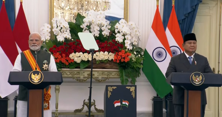 Indonesia confers its highest honour ’Bintang Adipurna of the Republic of Indonesia’ medal on PM Modi Indonesia confers its highest honour ’Bintang Adipurna of the Republic of Indonesia’ medal on PM Modi