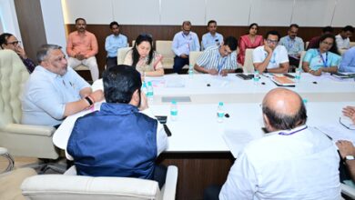 Maha Labour Minister directs expert committees to consult unions on new labour codes Maha Labour Minister directs expert committees to consult unions on new labour codes