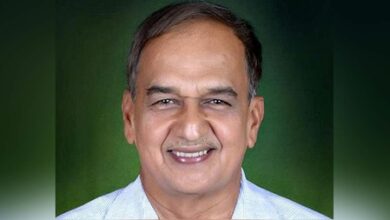K’taka CM, BJP mourn death of Padma Shri awardee Girish Bharadwaj K’taka CM, BJP mourn death of Padma Shri awardee Girish Bharadwaj