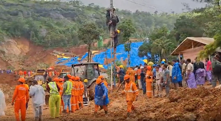 Wayanad mudslide: Three dead, five missing; CM Satheesan to visit site on Wednesday (Night Lead) Wayanad mudslide: Three dead, five missing; CM Satheesan to visit site on Wednesday (Night Lead)