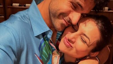 Vivek Dahiya, Divyanka Tripathi celebrate 10th wedding anniversary, first as parents to twin boys