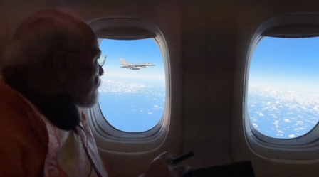 Five Indonesian fighter jets escort PM Modi’s aircraft as he departs after successful visit Five Indonesian fighter jets escort PM Modi’s aircraft as he departs after successful visit