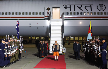 PM Modi arrives in Melbourne, says visit will add vigour to India-Australia Comprehensive Strategic Partnership PM Modi arrives in Melbourne, says visit will add vigour to India-Australia Comprehensive Strategic Partnership