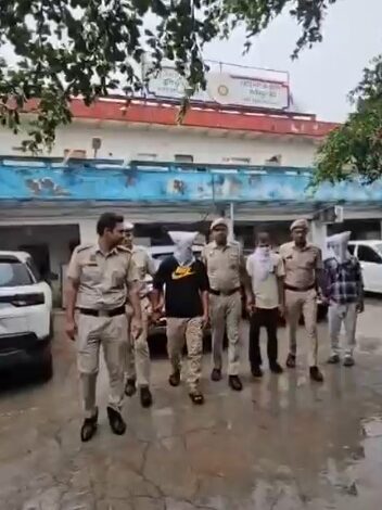 Delhi Police solve cab carjacking case within 24 hours, three arrested