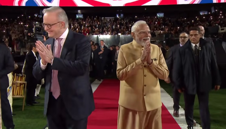 Massive Melbourne reception for PM Modi bowls over Albanese, Victorian Premier Massive Melbourne reception for PM Modi bowls over Albanese, Victorian Premier