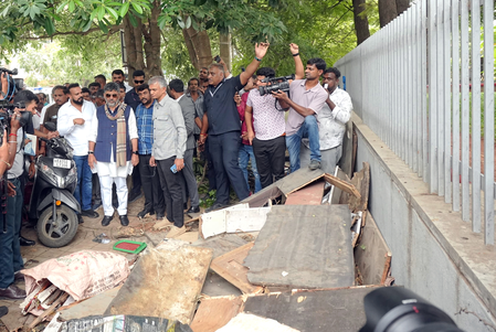K’taka govt to continue encroachment drive across all Bengaluru Corporations: Shivakumar K’taka govt to continue encroachment drive across all Bengaluru Corporations: Shivakumar