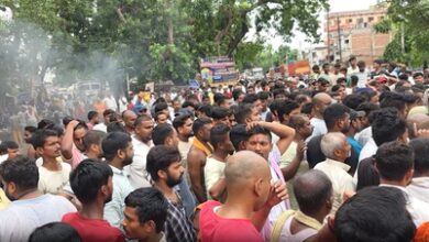 Former Bihar panchayat head found dead in Patna, residents block road in protest Former Bihar panchayat head found dead in Patna, residents block road in protest