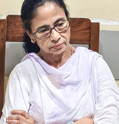 Mamata loyalists move Calcutta HC challenging ED’s actions against 3 Trinamool bank accounts Mamata loyalists move Calcutta HC challenging ED’s actions against 3 Trinamool bank accounts