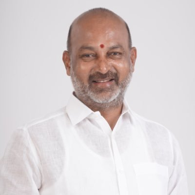 Telangana: MoS Bandi Sanjay slams Cong govt for ‘protecting’ Owaisi’s institution