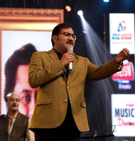 Sudesh Bhosale recalls painting Hema Malini’s film posters with his father in 1970s