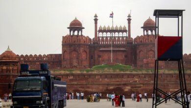 Delhi: Bomb threat at Red Fort declared hoax after extensive security check