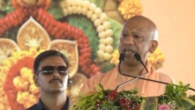UP CM accuses Samajwadi Party of using money received in name of temples UP CM accuses Samajwadi Party of using money received in name of temples