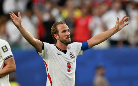 ‘Harry Kane is England’s best striker ever’: Hurst backs Three Lions captain ahead of semi-final ‘Harry Kane is England’s best striker ever’: Hurst backs Three Lions captain ahead of semi-final