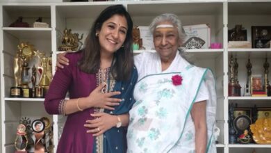 Shweta Mohan: I rate Janaki amma as the best singer this world has ever seen! Shweta Mohan: I rate Janaki amma as the best singer this world has ever seen!