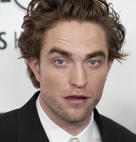 Suki Waterhouse says she wrote ‘Weirdo’ for Robert Pattinson