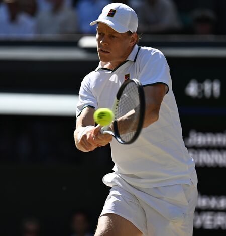 Wimbledon: Jannik Sinner beats Zverev to claim back-to-back titles Wimbledon: Jannik Sinner beats Zverev to claim back-to-back titles