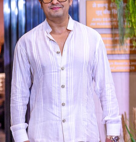 Sonu Nigam recalls how Pankaj Udhas’ melodies introduced him to the world of Ghazals Sonu Nigam recalls how Pankaj Udhas’ melodies introduced him to the world of Ghazals