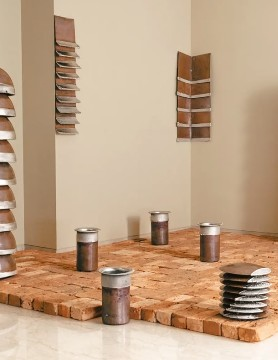 Australian artist, Indian coppersmith unite to showcase centuries-old metalworking tradition Australian artist, Indian coppersmith unite to showcase centuries-old metalworking tradition