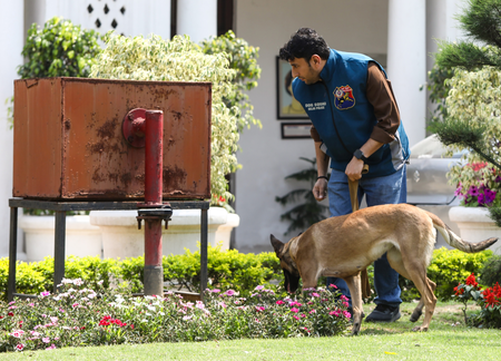 Noida DM’s office receives e-mail threatening to blow up premises; police on high alert Noida DM’s office receives e-mail threatening to blow up premises; police on high alert
