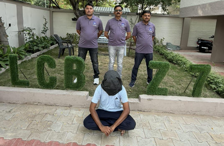 Gujarat Police nab ‘Madari Gang’ kingpin wanted in three cases Gujarat Police nab ‘Madari Gang’ kingpin wanted in three cases