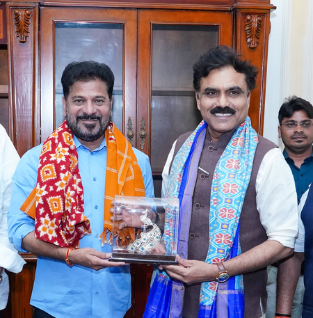 Telangana CM seeks Centre’s support for development of Scheduled Castes