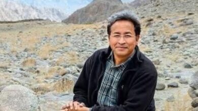 Zeenat Aman reacts to Sonam Wangchuk’s hunger strike: ‘Don’t let one of India’s greatest minds be sacrificed’ Zeenat Aman reacts to Sonam Wangchuk’s hunger strike: ‘Don’t let one of India’s greatest minds be sacrificed’