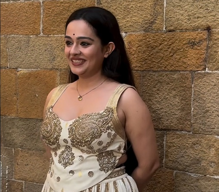Apoorva Arora starts shooting for Punjabi film ‘City Beautiful’, calls it ‘homecoming’ Apoorva Arora starts shooting for Punjabi film ‘City Beautiful’, calls it ‘homecoming’