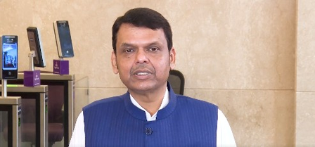 Maha CM Fadnavis challenges Uddhav to read ‘Ram Raksha Stotra’, calls him ‘frustrated’ over protest plans and support to Wangchuk Maha CM Fadnavis challenges Uddhav to read ‘Ram Raksha Stotra’, calls him ‘frustrated’ over protest plans and support to Wangchuk