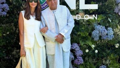 Javed Akhtar shares a heartwarming moment with daughter-in-law Shibani Dandekar at Wimbledon