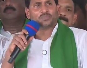 Jagan accuses coalition govt of pushing aqua sector into distress