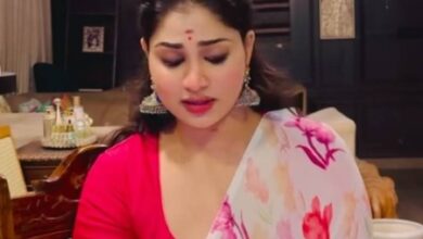 Shivani Narayanan pays tribute to S Janaki by singing her popular tracks