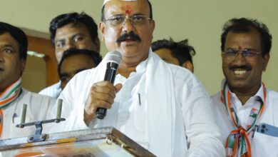 BJP govt ignores farmers at its own peril, will be voted out: Maha Cong