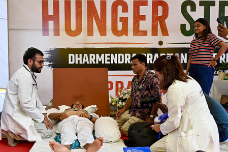 Delhi HC directs daily medical monitoring of Sonam Wangchuk during fast-unto-death Delhi HC directs daily medical monitoring of Sonam Wangchuk during fast-unto-death