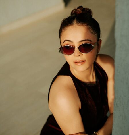 Devoleena Bhattacharjee accuses Kunal Kamra for using Sonam Wangchuk’s protest to his own advantage Devoleena Bhattacharjee accuses Kunal Kamra for using Sonam Wangchuk’s protest to his own advantage