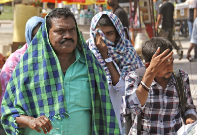 Heatwave alert for 19 TN districts; humid conditions to prevail in Chennai Heatwave alert for 19 TN districts; humid conditions to prevail in Chennai