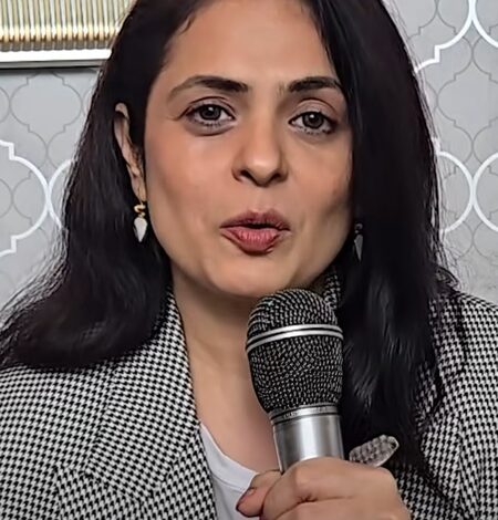 Anjana Sukhani reveals the career advice Anil Kapoor gave her on the sets of ‘Salaam-E-Ishq’ Anjana Sukhani reveals the career advice Anil Kapoor gave her on the sets of ‘Salaam-E-Ishq’
