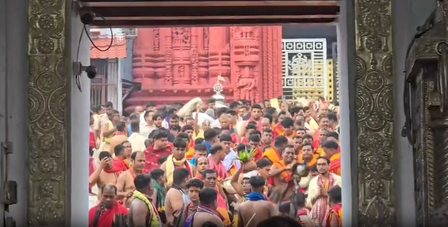 World-famous Puri Rath Yatra gets underway with grand ‘Pahandi Bije’ ritual World-famous Puri Rath Yatra gets underway with grand ‘Pahandi Bije’ ritual
