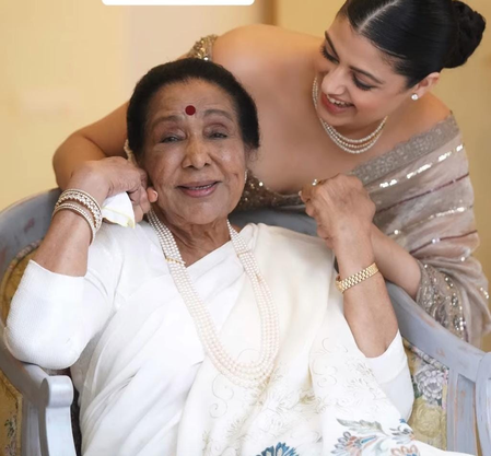 Zanai Bhosle says late grandmother Asha Bhosle ‘comes in dreams’, requests her to ‘be happy up there’