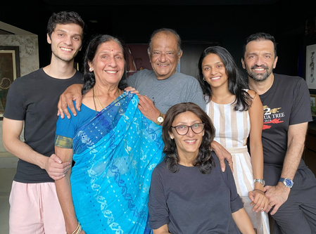 ‘Neerja’ producer Atul Kasbekar mourns the demise of his father: You will be forever loved’