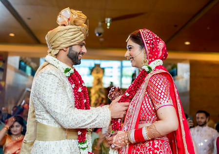 Disha Parmar celebrates 5 years of marriage with Rahul Vaidya, says she is ‘living her dream life’