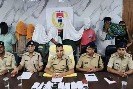 Cyber fraud racket busted in Jharkhand’s Bokaro, nine arrested