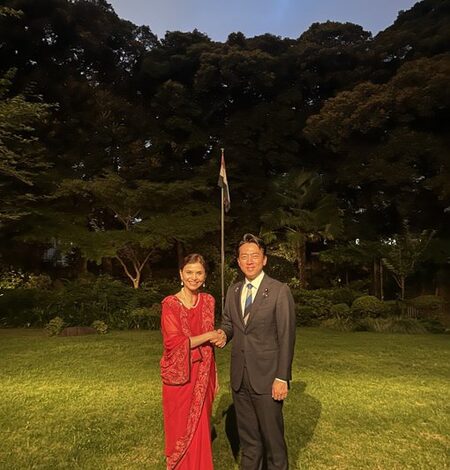 Japan and India pledge to strengthen defence ties Japan and India pledge to strengthen defence ties