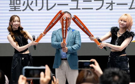 Asian Para Games 2026 marks 100-day countdown with unveiling of torch, medals Asian Para Games 2026 marks 100-day countdown with unveiling of torch, medals